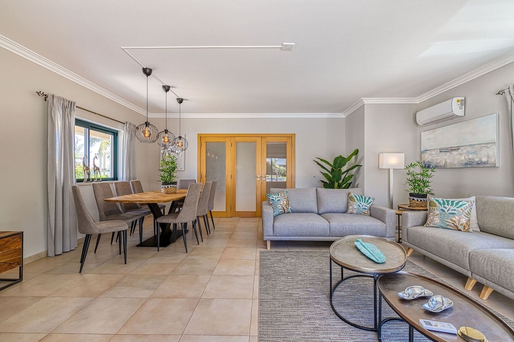 Albatroz Gorgeous Spacious Villa IN Carvoeiro