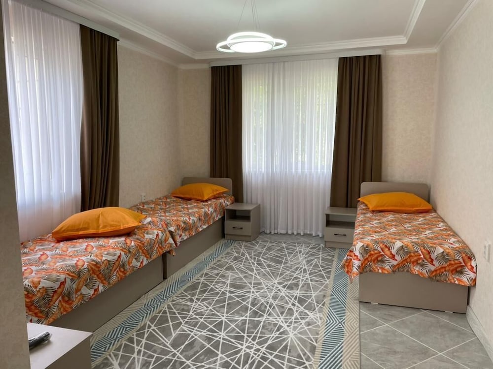 Guest House Zhemchuzhina view 5