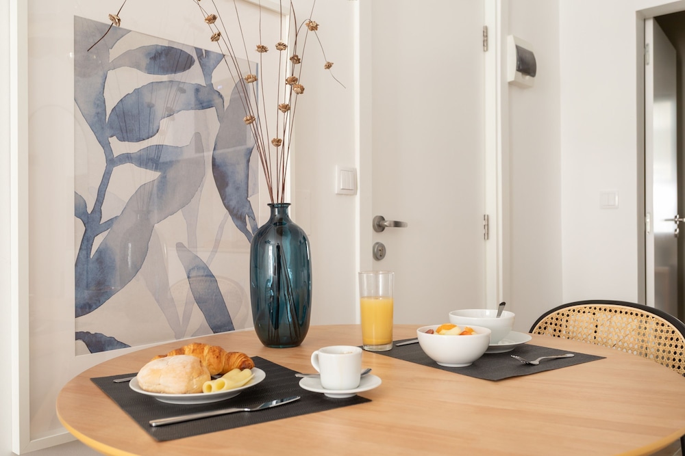 Lapa Diplomatic Flat 0 4 by Feel Lisboa