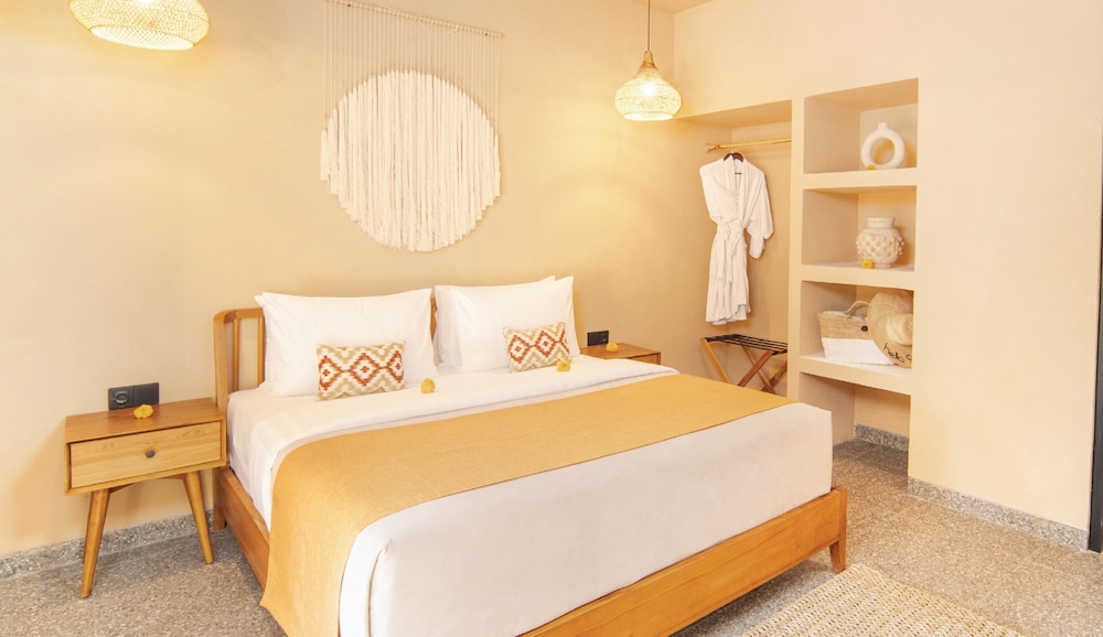 Cabana Kedungu by Ini Vie Hospitality