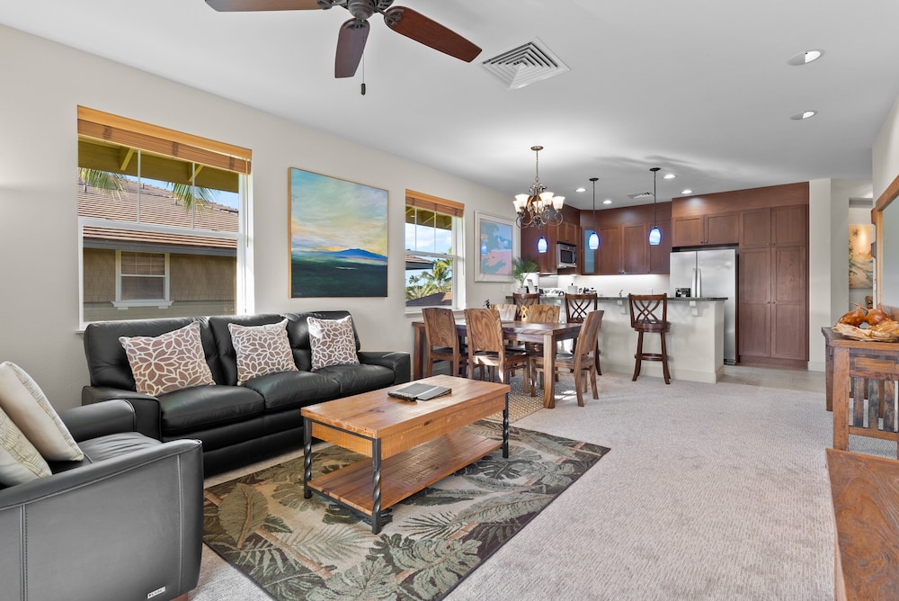 Peaceful Hawaiian Condo w Upscale Amenities - Near Dolphin Quest - Pool!- Vrkcv