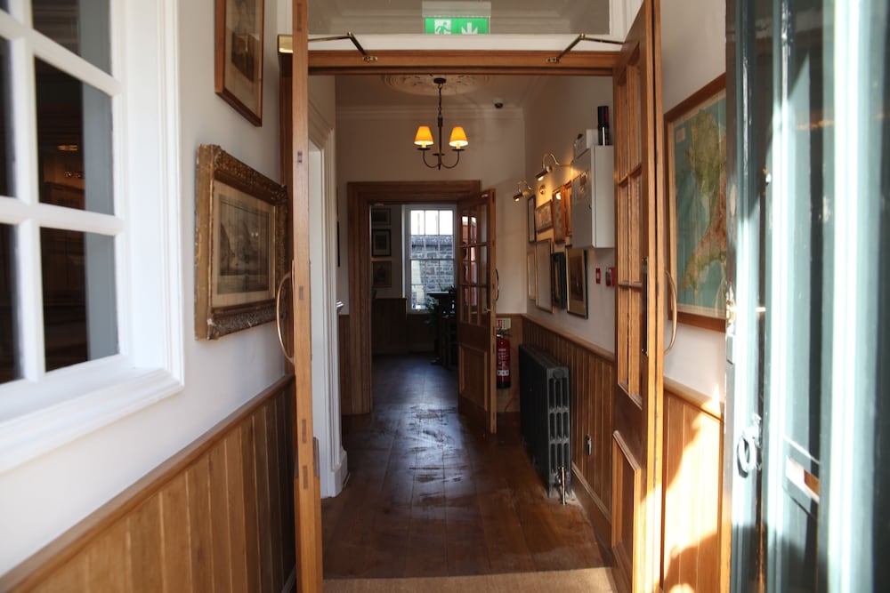 The Erskine Arms