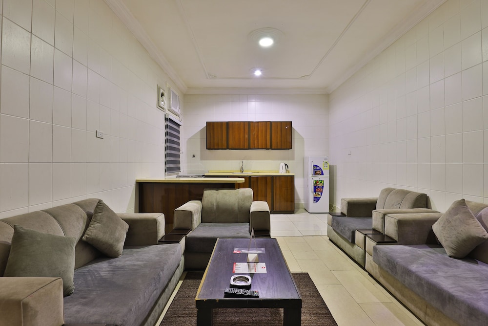 OYO 209 Mayar International Furnished 2