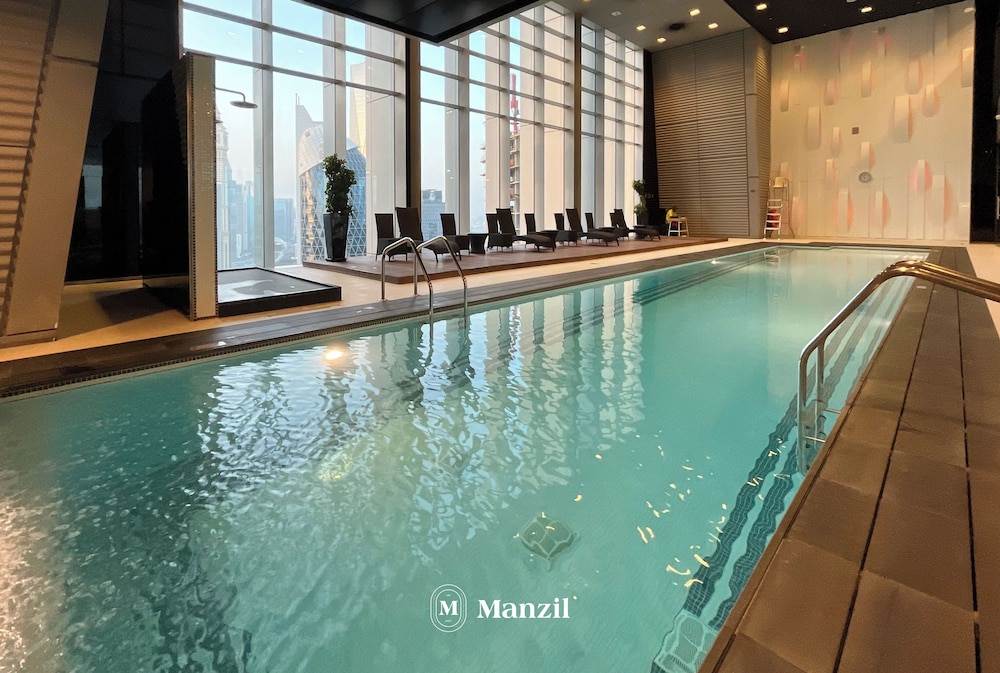 Manzil-1BR Apartment with Skyline Views