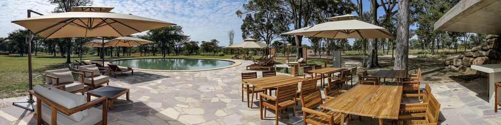 Mumba Lodge by Flow