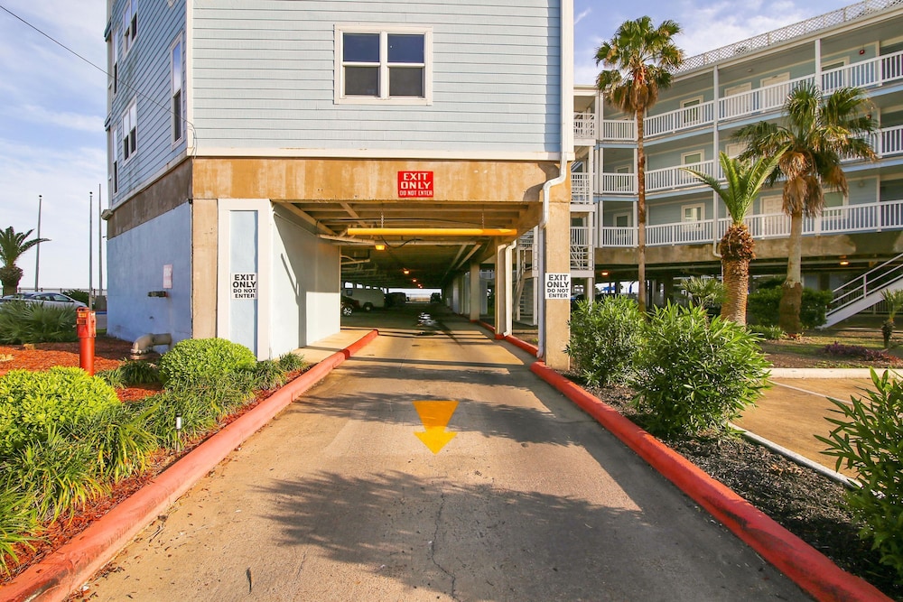 Seascape 1308 in Galveston view 2
