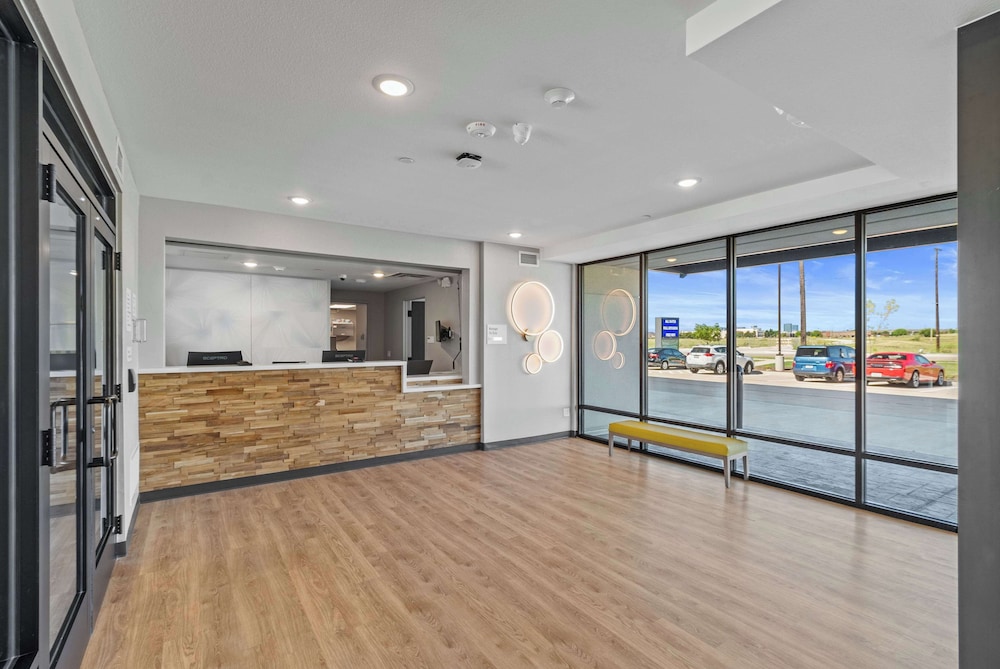 ECHO Suites Extended Stay by Wyndham Dallas Plano/Richardson