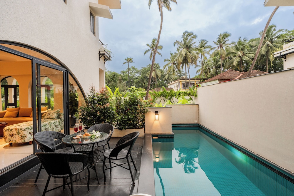 BellaVie | 3-BHK Villa With Private Pool & TV Lounge Area In A Gated Complex