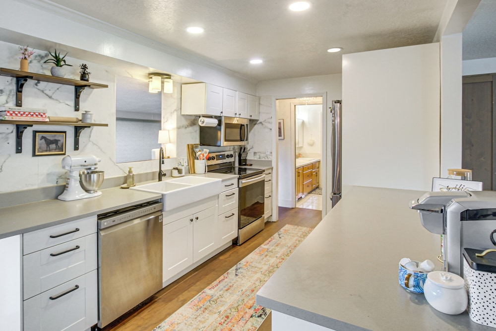 Family Home w/ Games & Fenced Yard in South Ogden