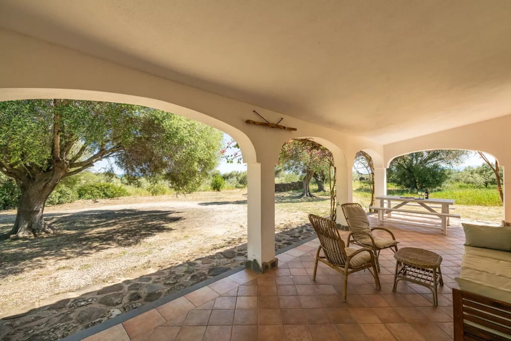 Lovely Cottage With Garden Near Orosei