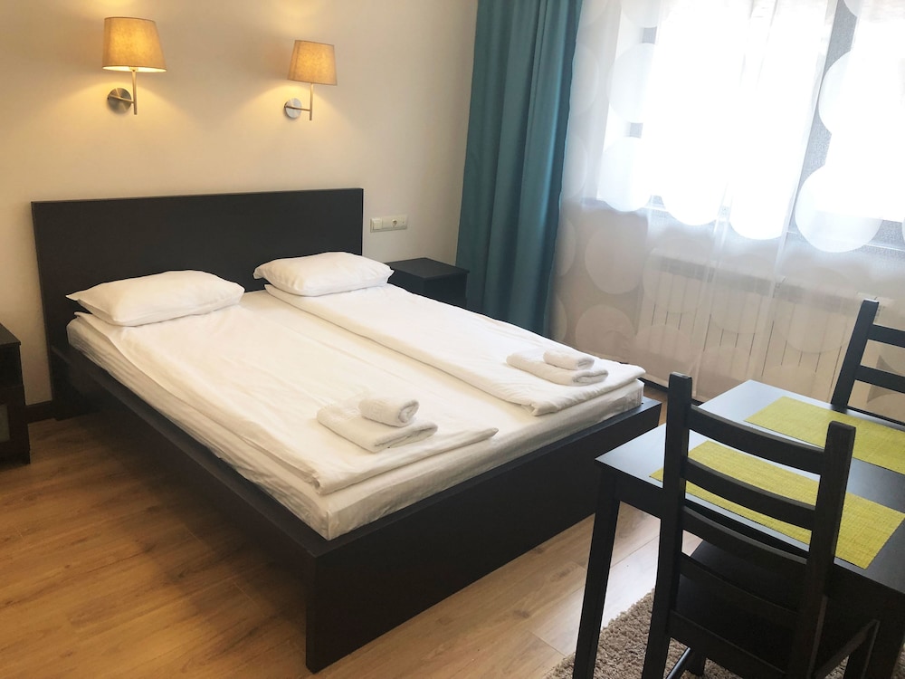 Vverh Guesthouse