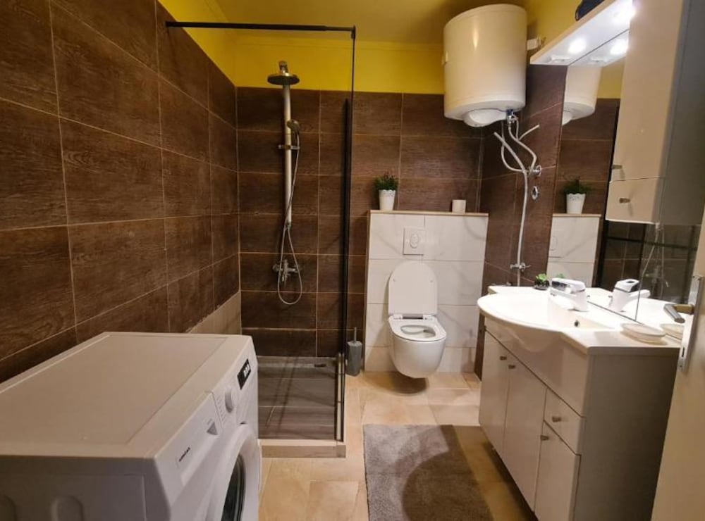 Apartments Josip