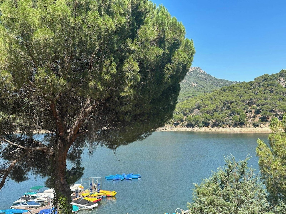 Costa Madrid Apartment Sleeps 5 With Terrace