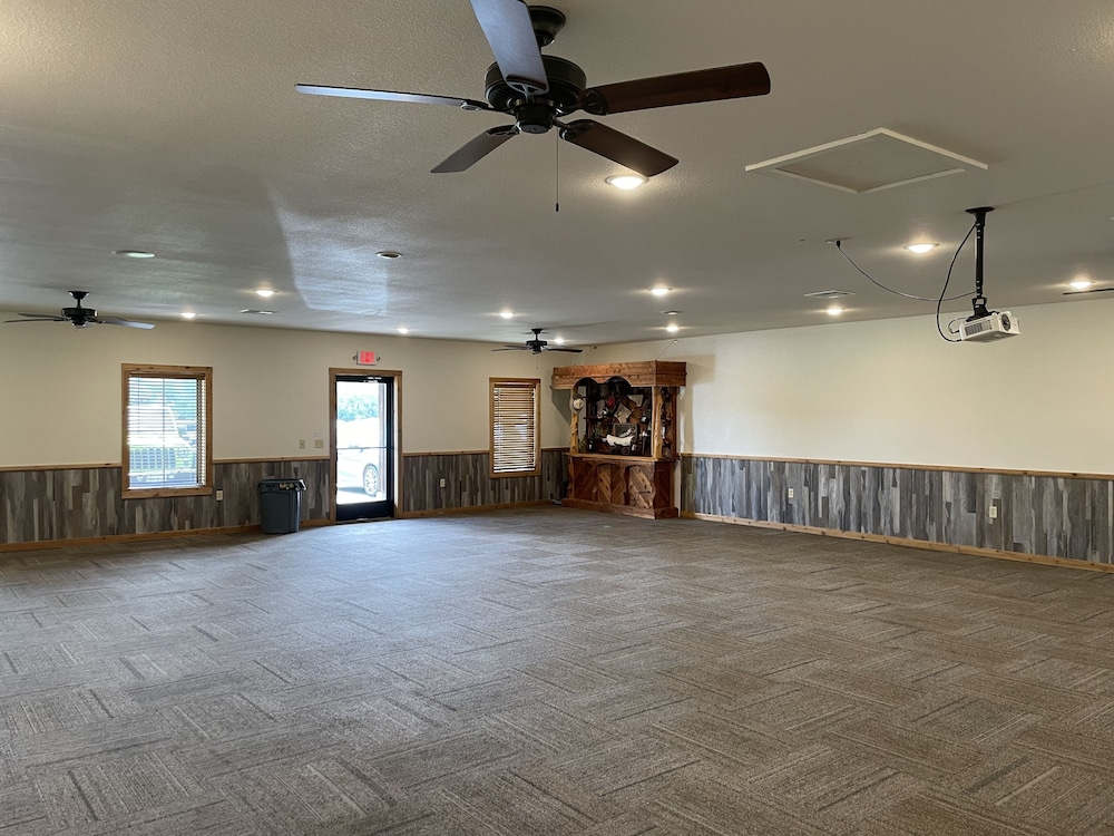 meeting & event spaces