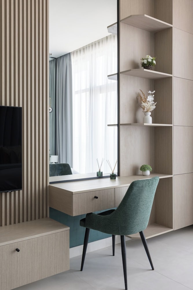 Cozy studio at Westwood By IMTIAZ