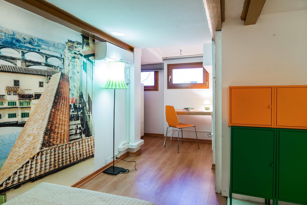 Borgo Allegri Arno Flat