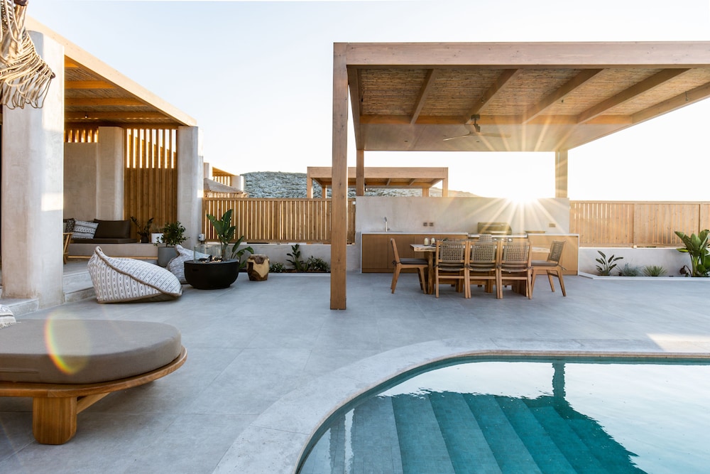 Unique Blue! Resort and Villas Adults Only