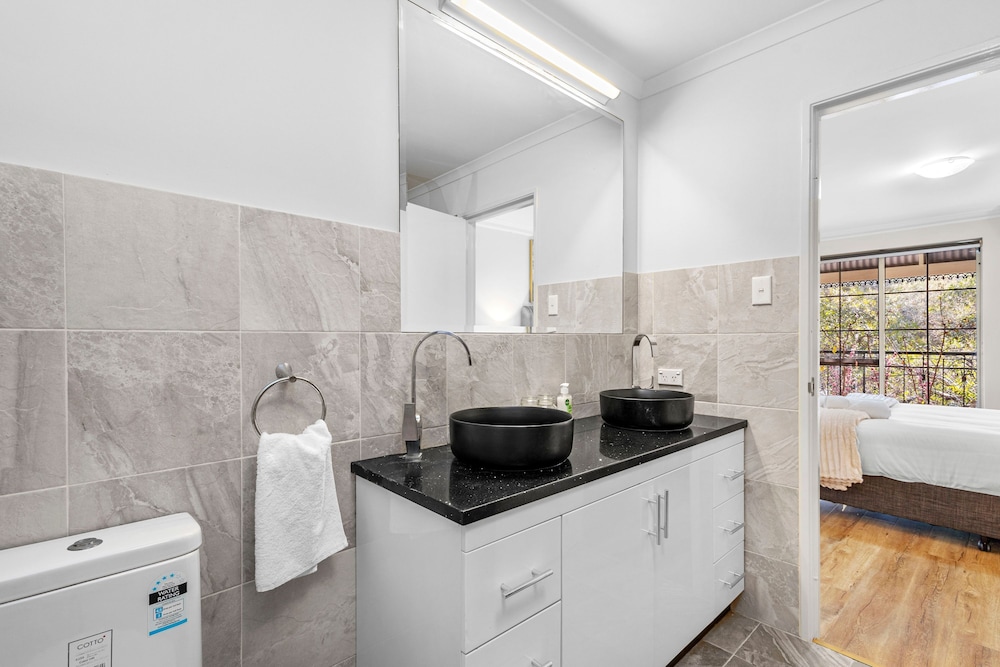 3bdr Sauna Pool Gym Parking
