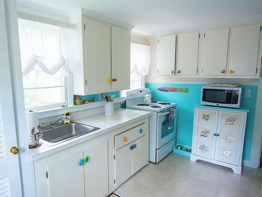 Columbia Avenue 121