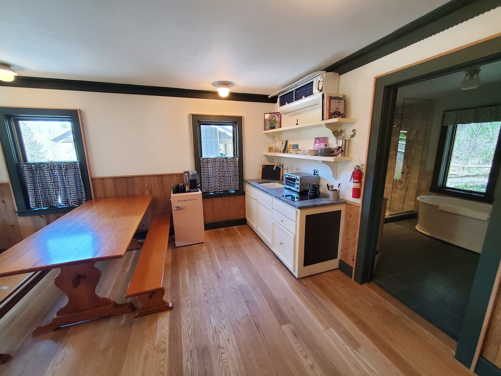 Little Cat Lodge 17