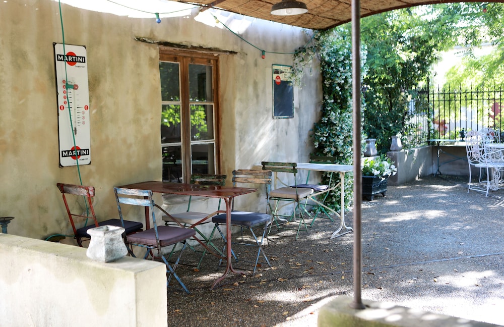 Justin de Provence en Orange — dining