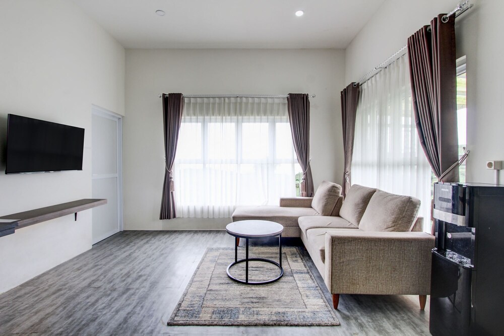 Capital O Sudirto Villa Dan Homestay Dieng