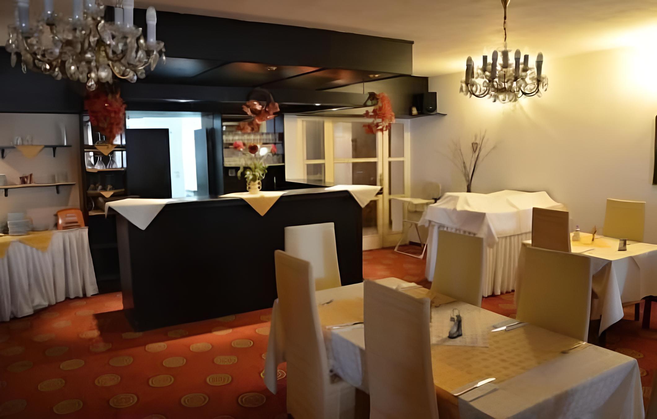 Hotel Monica