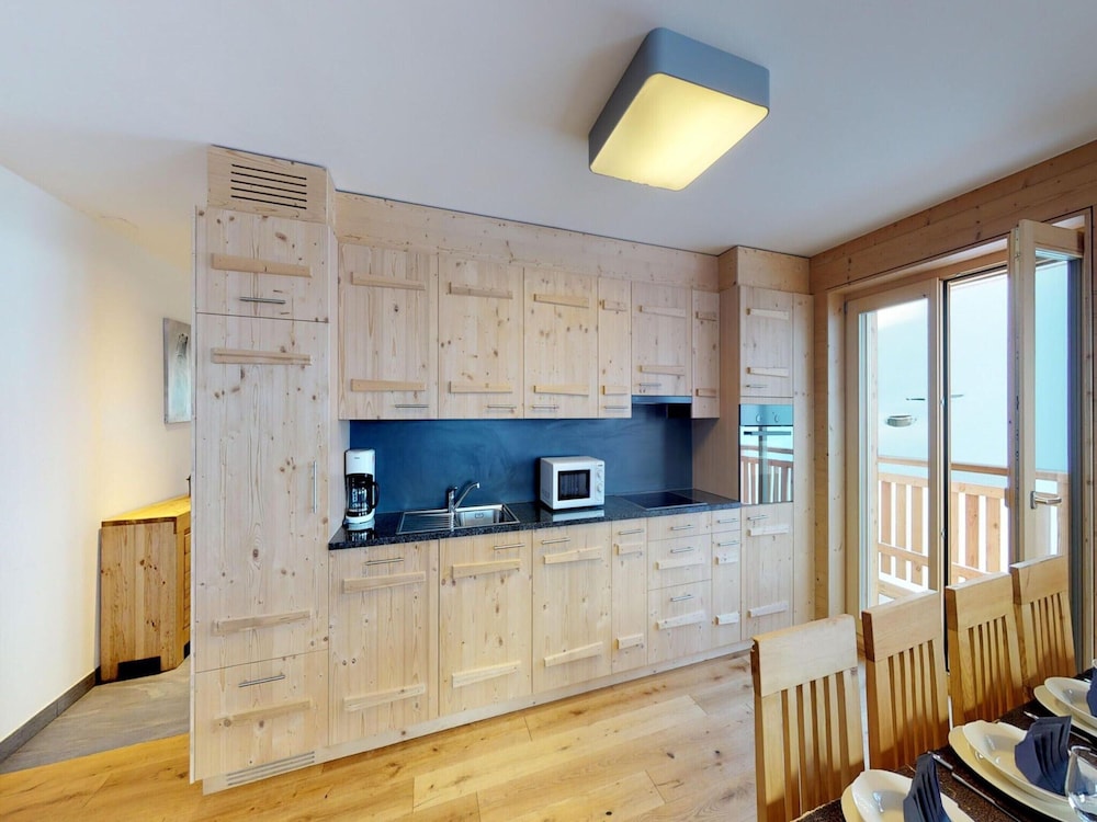 Apartment for Larger Gatherings