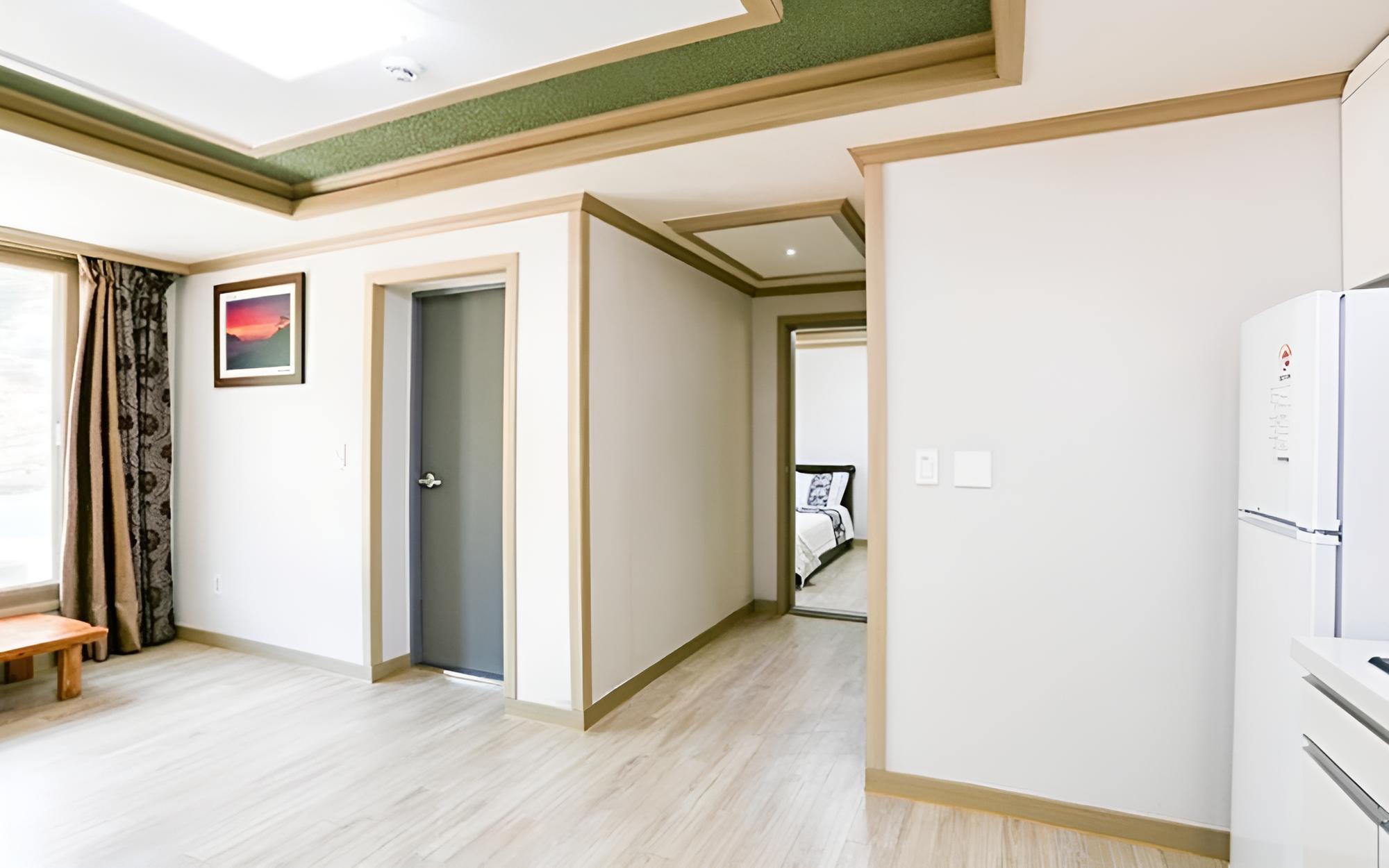 Haenam Duryunsan Tourist Pension view 4