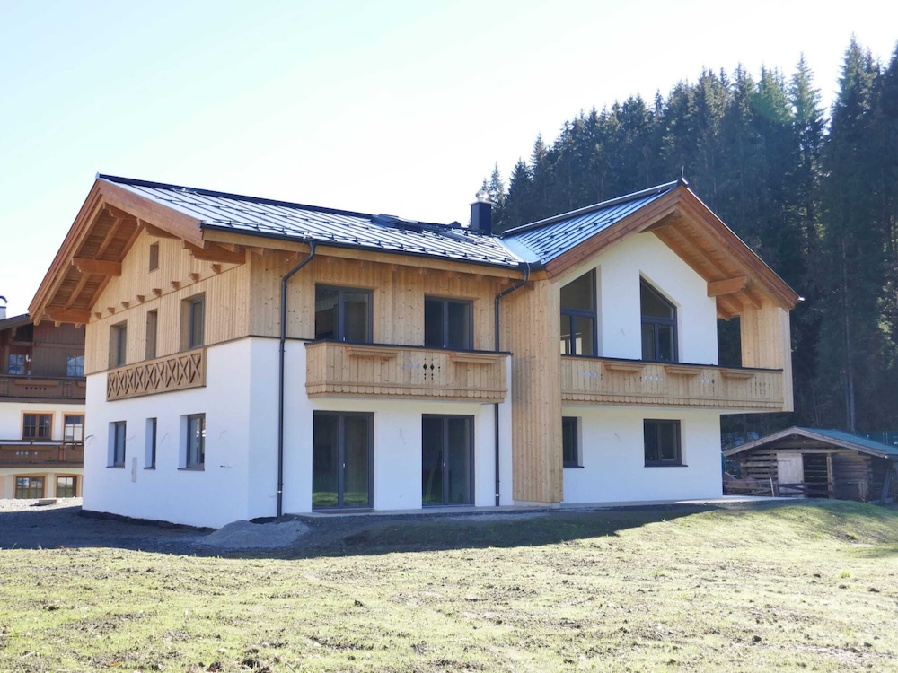 Chalet in Saalbach Near Ski Lift and Sauna