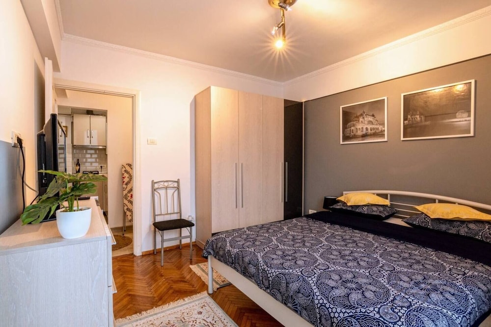 Modern & Stylish Apt of City 5min Beach view 3