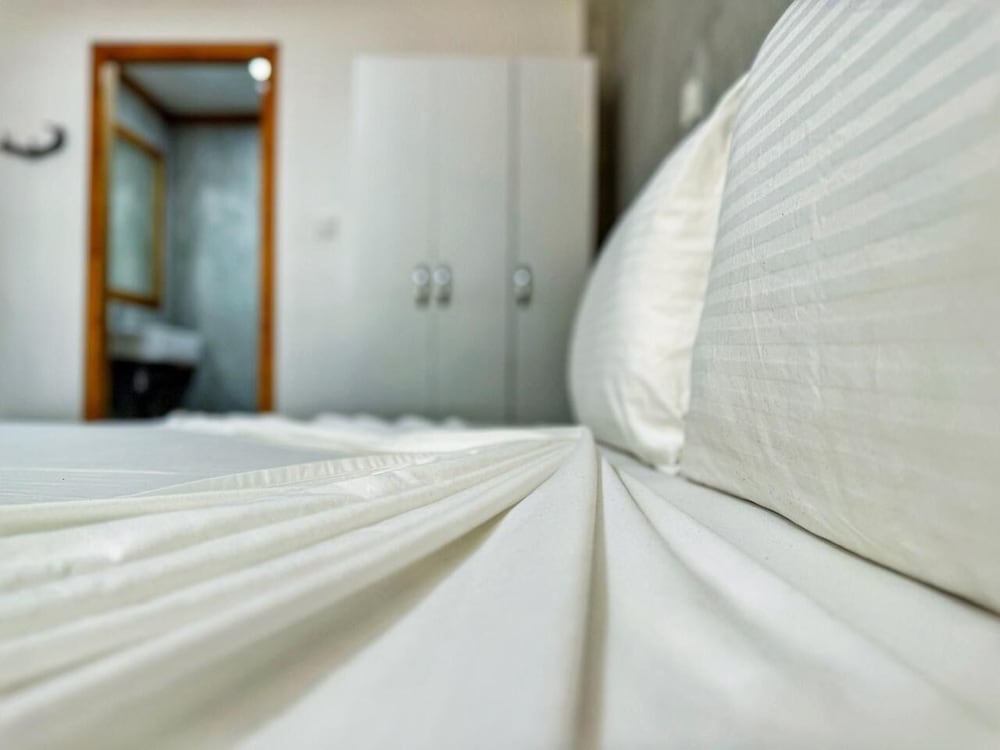 Dive and Sleep - All Inclusive Diving Guesthouse - 3 Dives per day