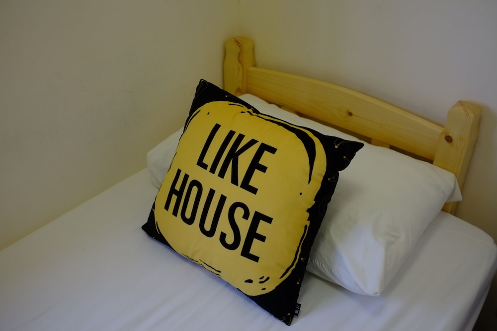 ALOHAS Hostel