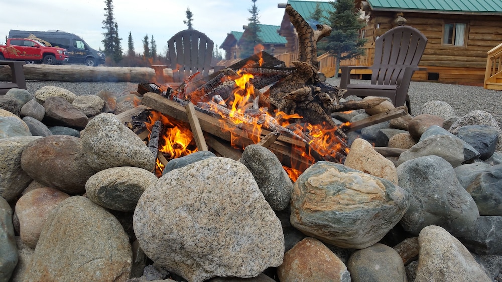 Alaska's Gold Creek Lodge