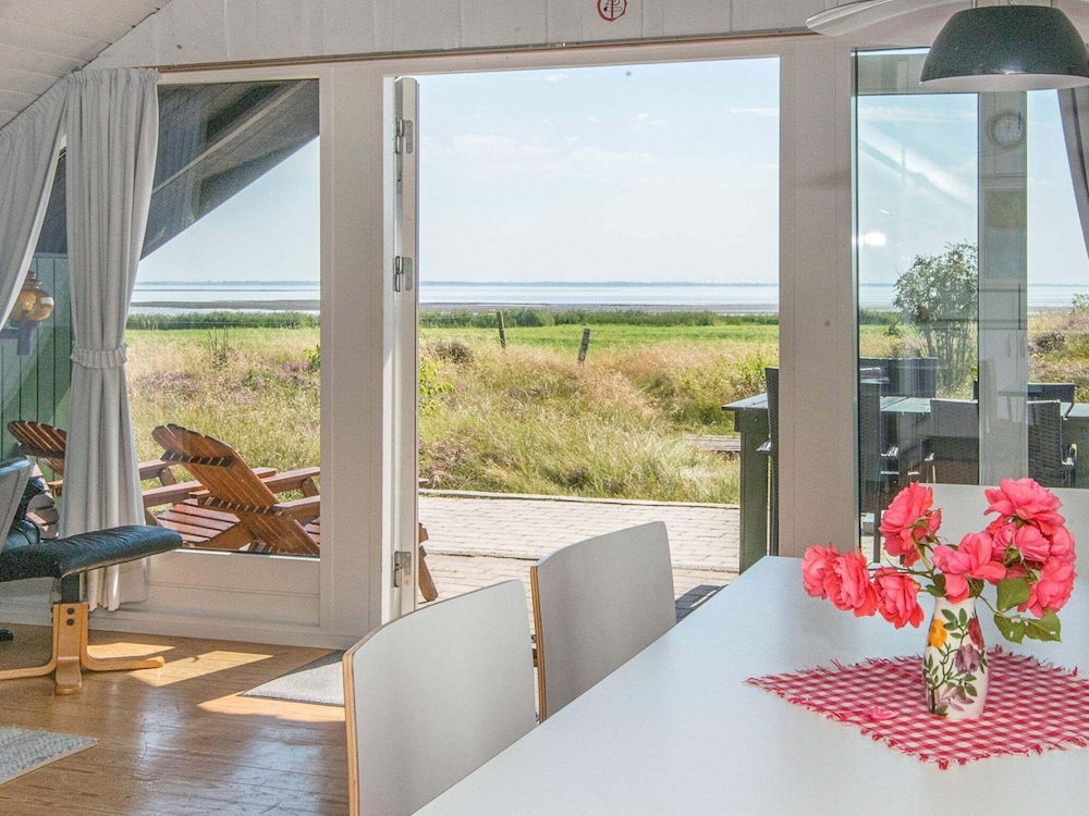 6 Person Holiday Home in Romo view 5
