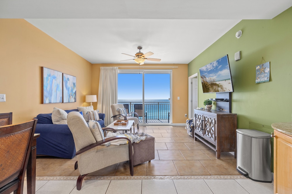 Anchor's Way! Come Visit Our Beautiful 2 BR, 2BA Oceanfront Retreat! Sleeps 6!