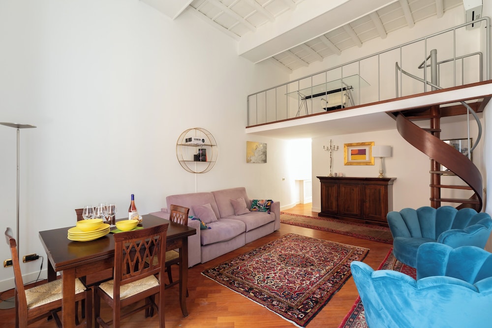 Pantheon Apartments