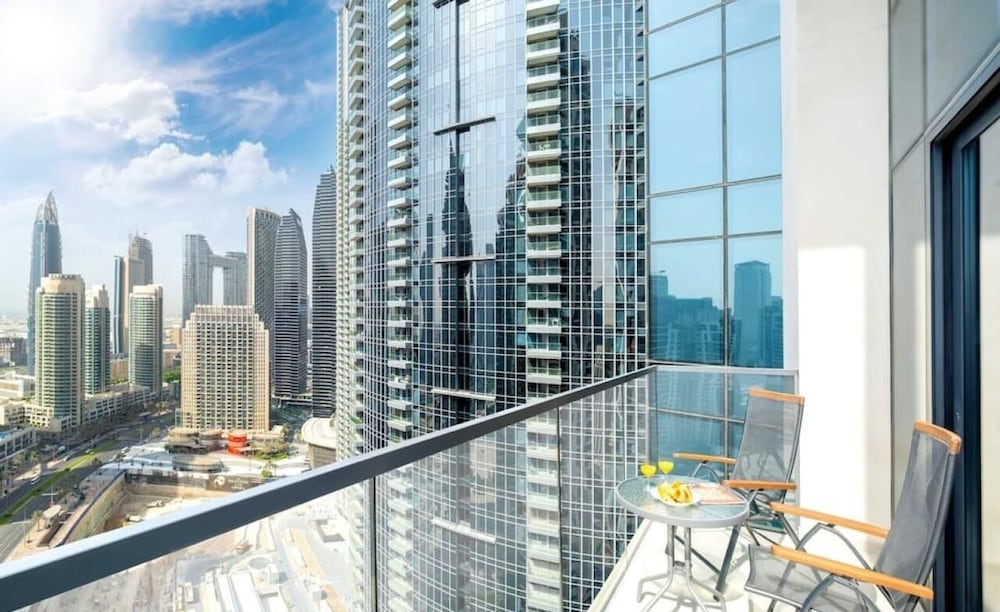 30th Floor Near Burj Khailfa Dubai Mal