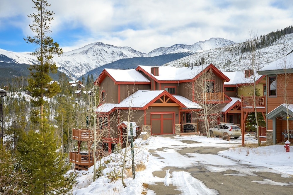 Cloudline Chalet 3 Bedroom Townhouse