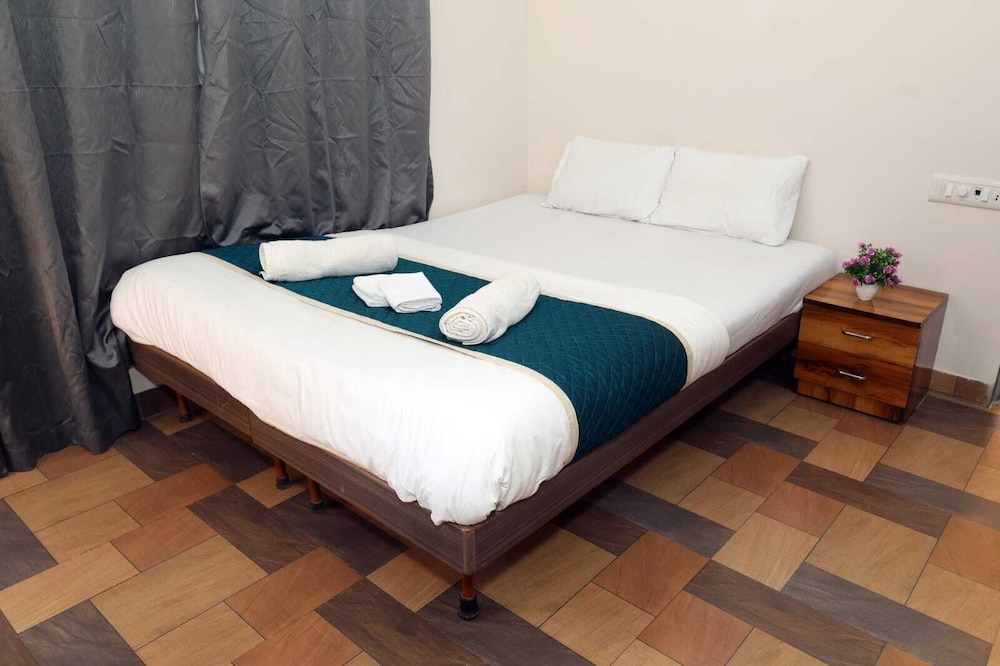 Coastal Gateway Resort, 3 min walk to Nagaon Beach