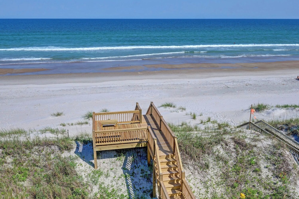 Next to Sea Gallery by Topsail Realty