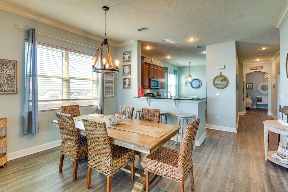 Steps to Beach: Palm Coast Escape w/ Resort Perks!