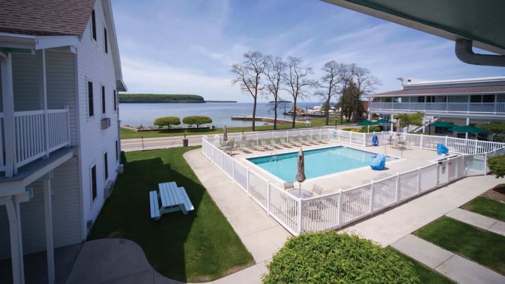 Edgewater Resort