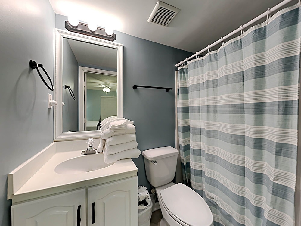 Tradewinds by Southern Vacation Rentals
