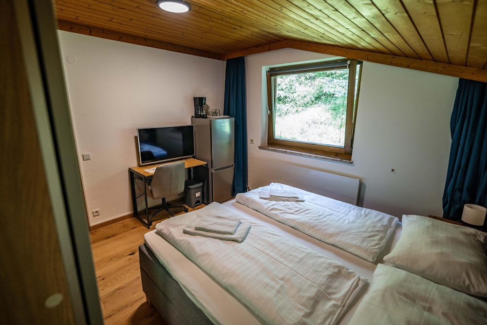 Double Room in Saalfelden by the Steinernes Meer