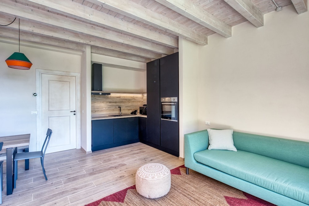 Mirandola Suites