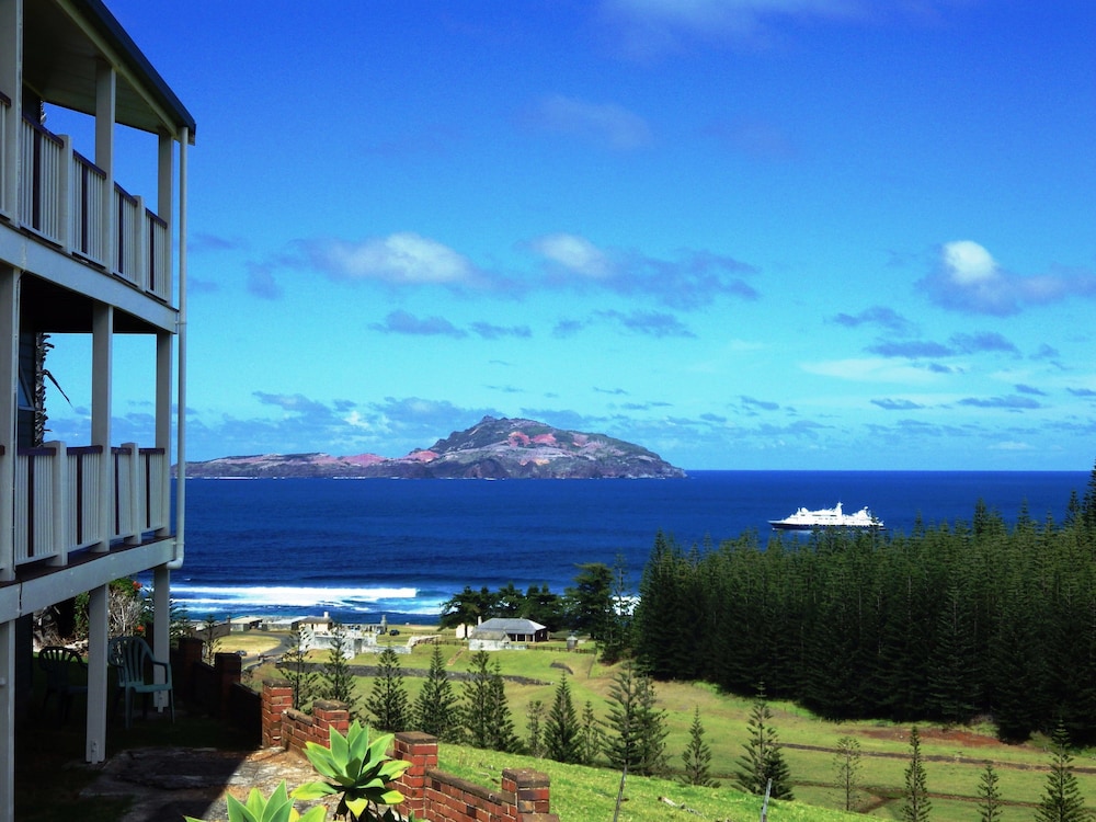 Panorama Seaside Apartments