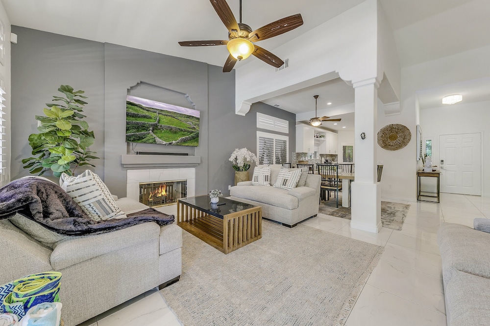 Desert Oasis Retreat Palm Meadows Gem 3 Bedroom Home
