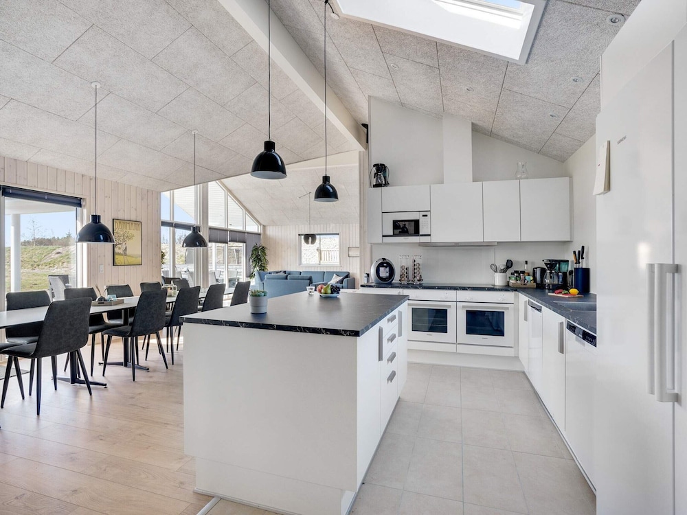 5 Star Holiday Home in Albaek