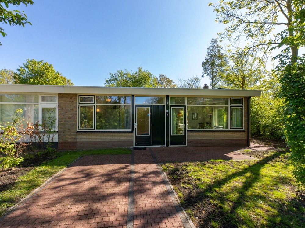 Bungalow Near Dutch Beach With Garden